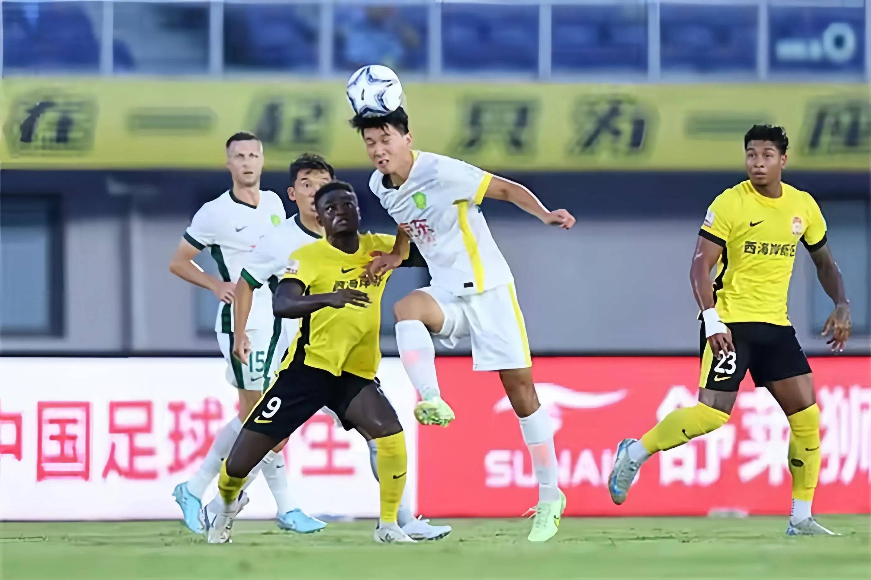 🤯进球网独家：托马斯原计划今天举行婚礼，结果昨天被指控强奸