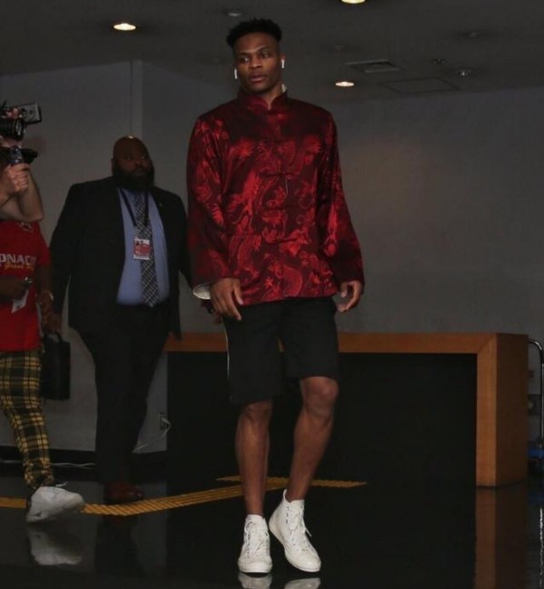 出战成疑 出战成疑