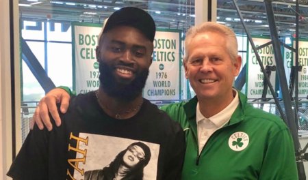 暂停席对年 暂停席对年